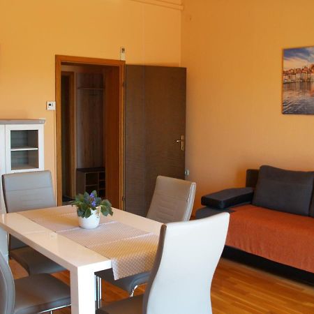 Apartments Frank Ρόβινι Εξωτερικό φωτογραφία